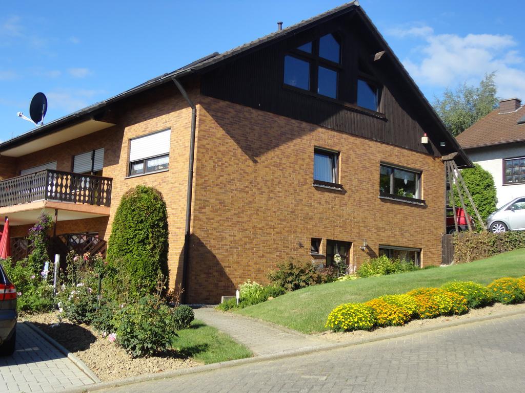 Gaestehaus Nelles Sinzig Ruang foto